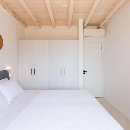 Hébergement de vacances New Twin In Mykonos Pool & Stunning Views *